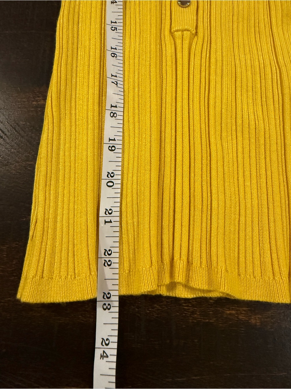White House Black Market Yellow Ribbed Tank XS Snap Front Stretch Top - Picture 8 of 9